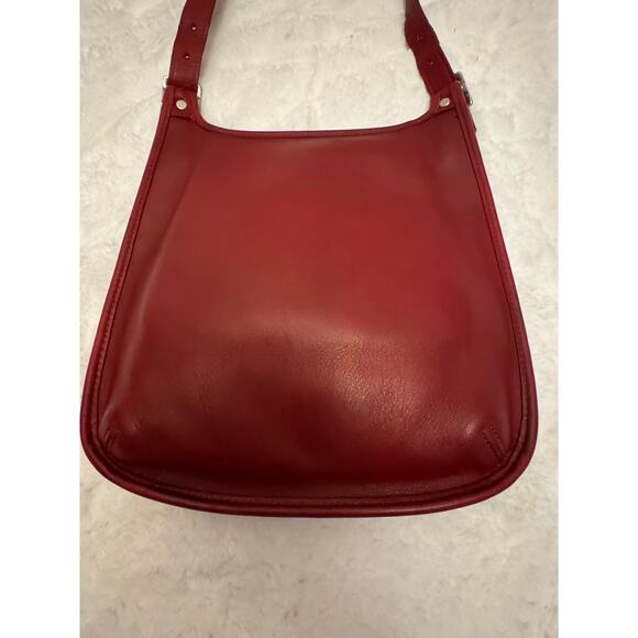 Vintage Coach 9135 Vermillion Red Legacy– Restored to Original Brilliance - Picture 3 of 13